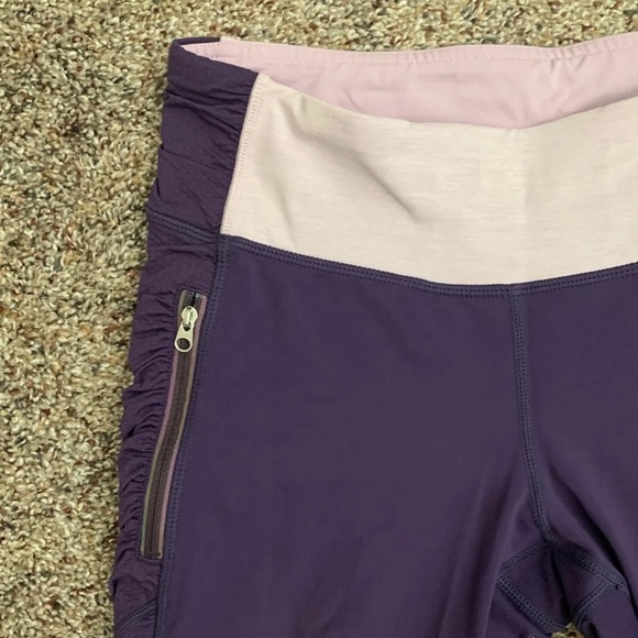 Lululemon 19” Run In The Sun crops, size 6 - Picture 3 of 10